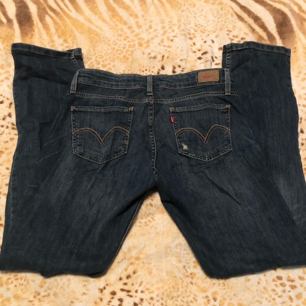 Levi’s super low cut distressed jeans 524 31” inseam - Picture 2 of 8